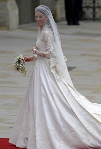 Выставка драгоценностей и свадебне платье герцогини Кембриджской